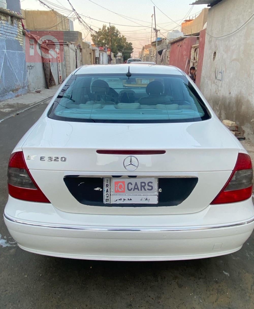 مرسيدس بنز E-Class